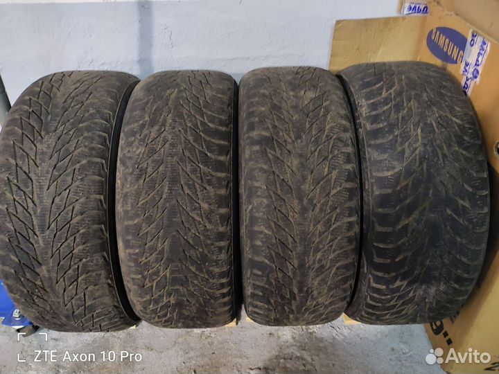 Nokian Tyres Hakkapeliitta R2 SUV 235/55 R17