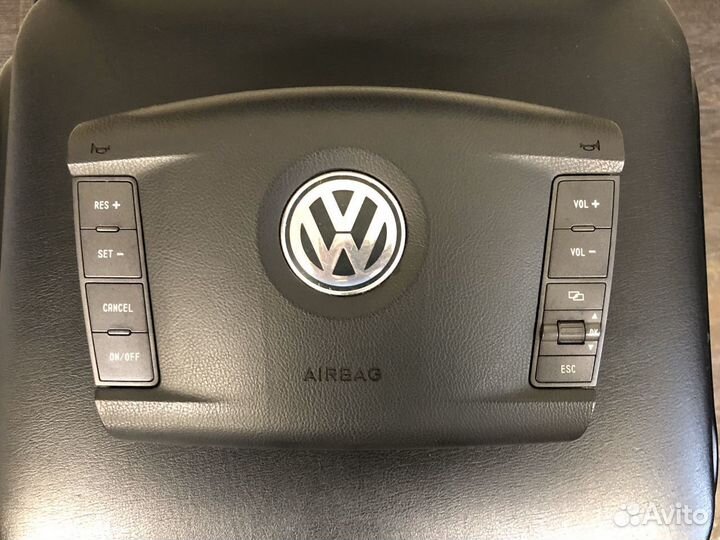 Подушка безопасности в руль VW Touareg Phaeton