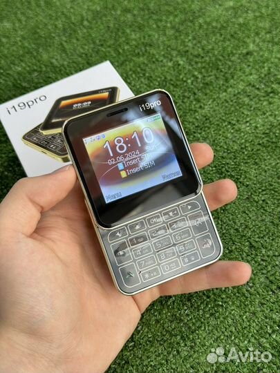 Мини телефон i19 Pro