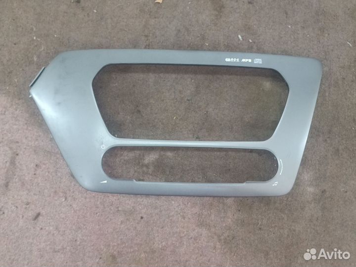 Рамка магнитолы kia rio 3