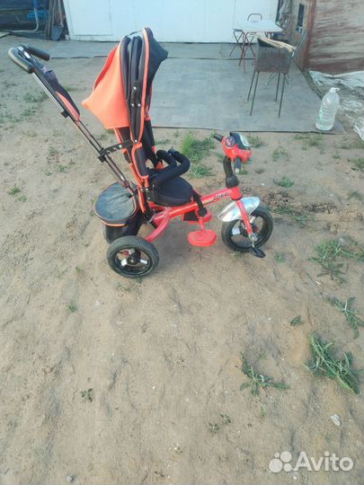 Детский трехколесный велосипед