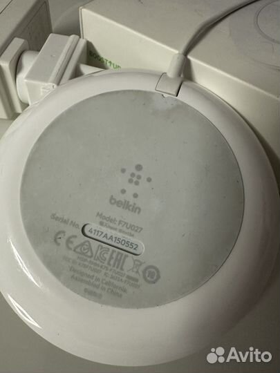 Беспроводное зарядное устройство Belkin F7U027