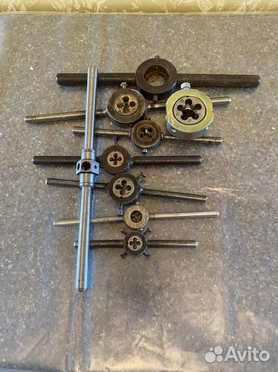 Плашки и плашкодержатели СССР