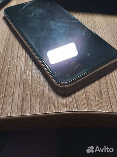 iPhone Xs, 64 ГБ