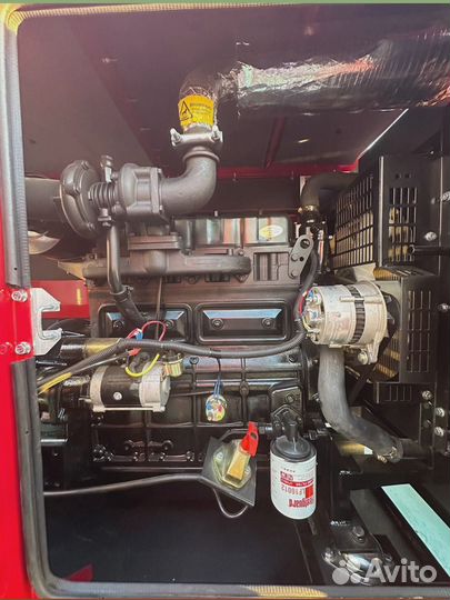 Дизельный генератор 150кВт Cummins в кожухе