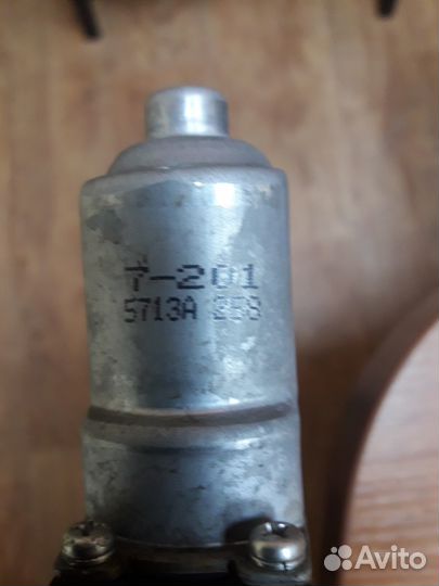 Электростеклоподъёмник Mitsubishi outlander