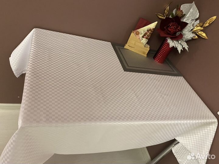 Скатерть новая