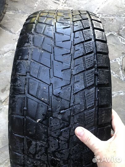 Bridgestone Blizzak DM-V1 275/70 R16