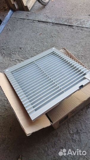 Вентилятор для телекоммуникационного шкафа