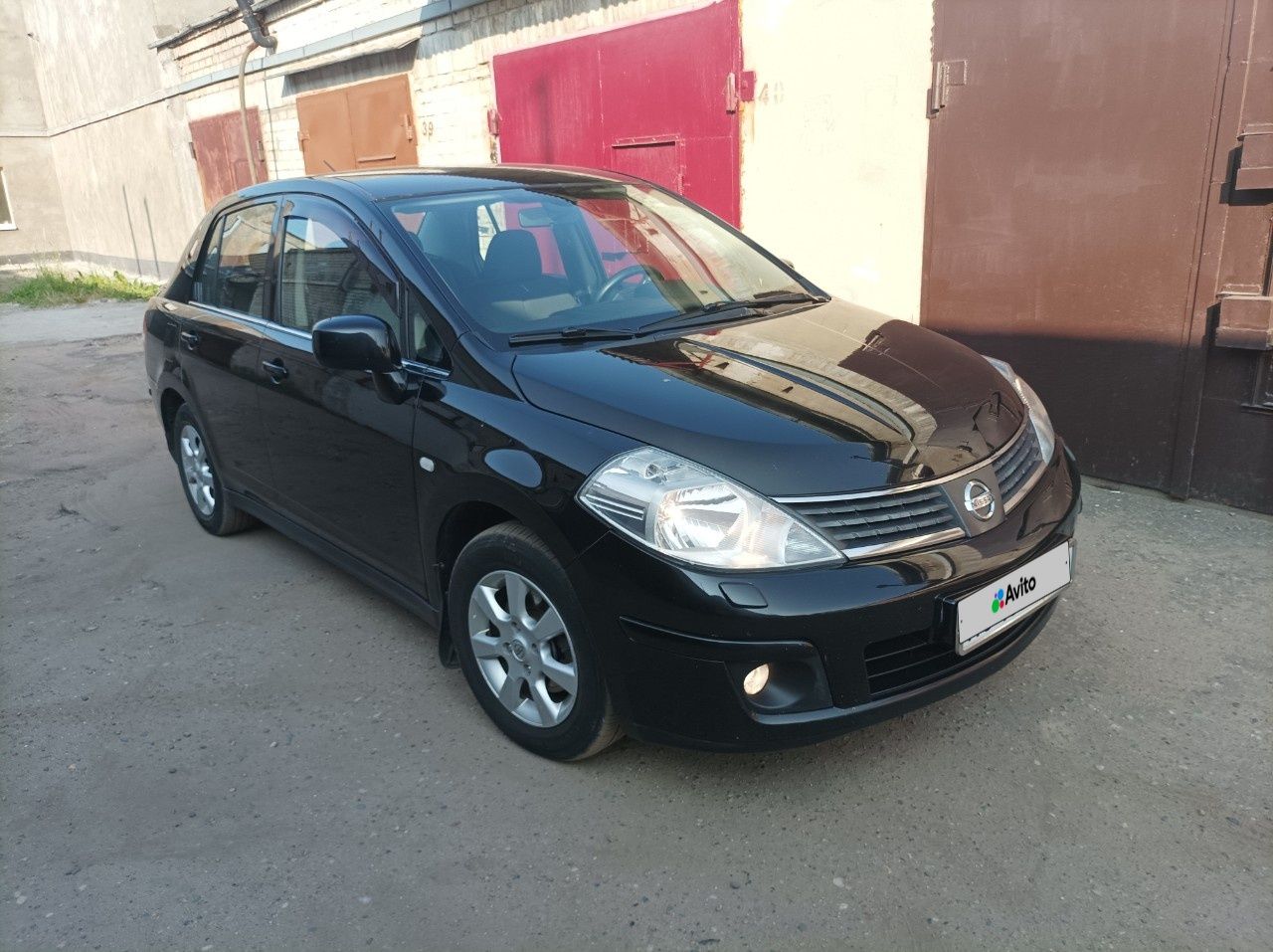 Nissan Tiida: фото владельца