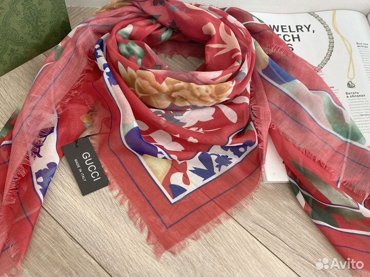 Платок gucci 8