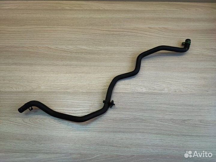 Патрубок радиатора Renault Sandero Stepway