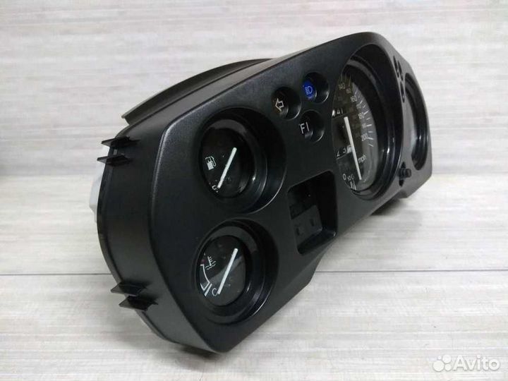 Приборная панель Honda CBR1100XX 99-01
