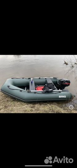 Лодка с мотором