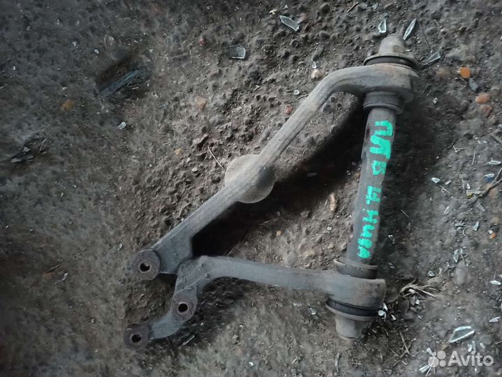 Рычаг передний левый верхний Chevrolet Niva