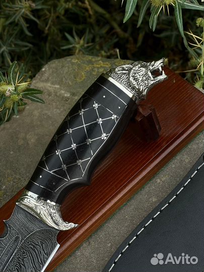 Нож волк из дамасской стали
