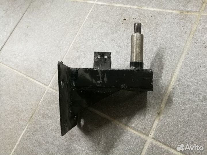 Стойка с осью для телеги мотоблока