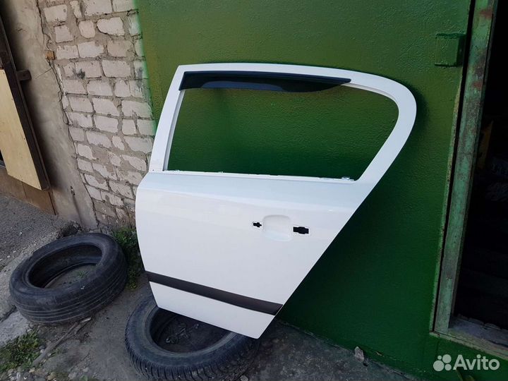 Дверь задняя левая Opel Astra H