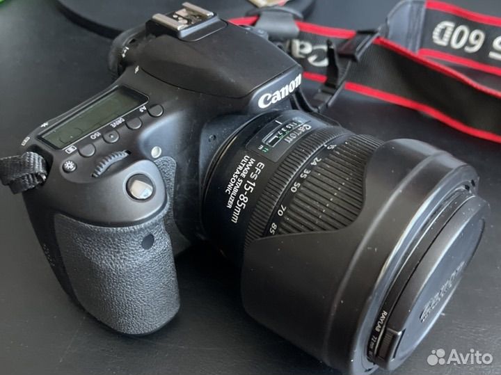 Зеркальный фотоаппарат canon 60d