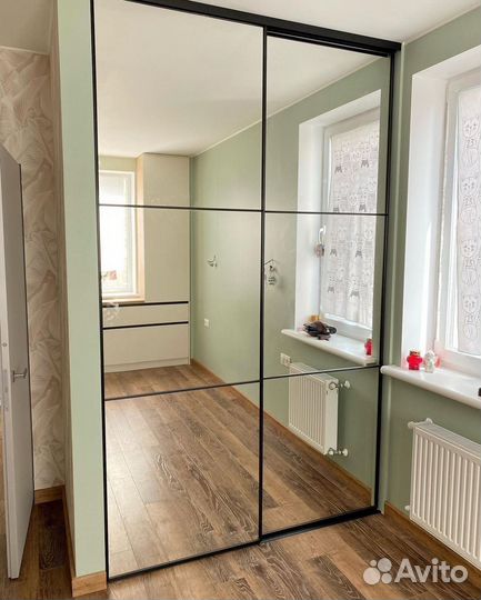 Шкаф стенка