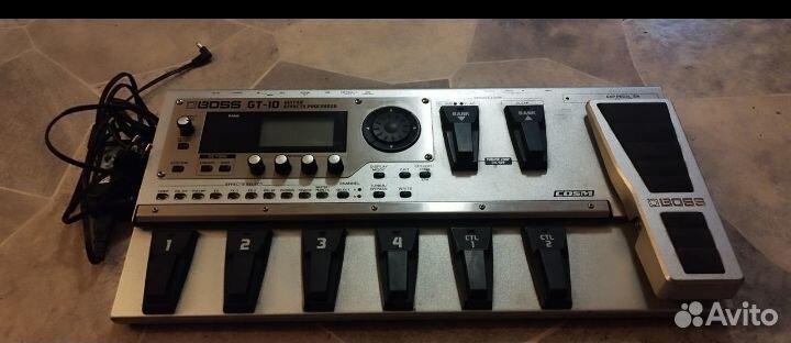Гитарный процессор Boss GT-10 + рюкзак Boss BA-CB3