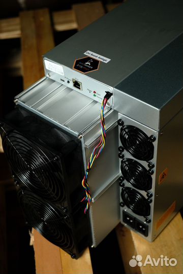 Майнер Antminer S19j Pro+ 117TH с размещением