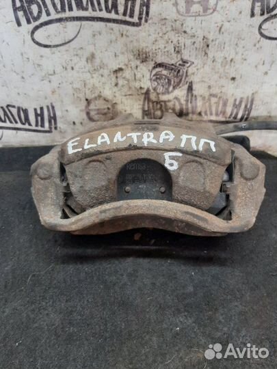 Суппорт передний правый Hyundai Elantra G4FC 2008