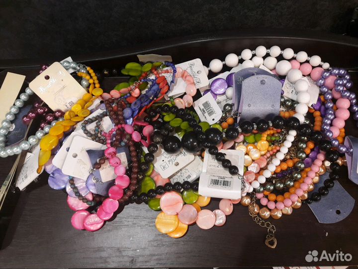 Серьги, браслеты, бусы