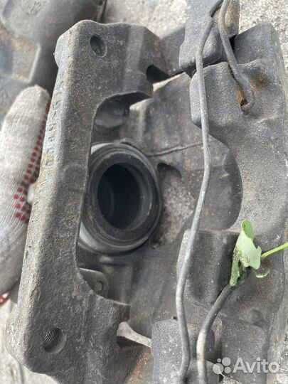 Суппорта передние рено флюенс