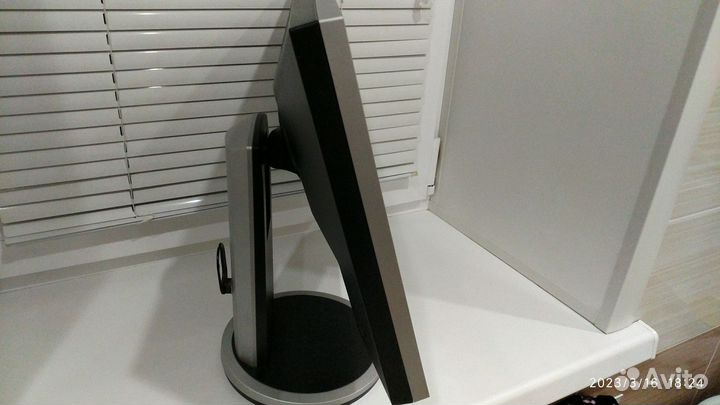 Монитор Samsung