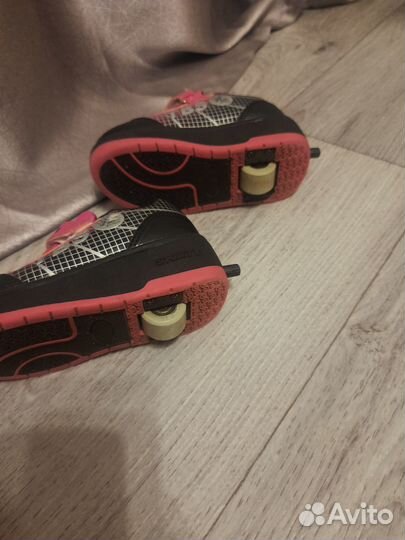 Роликовые кроссовки