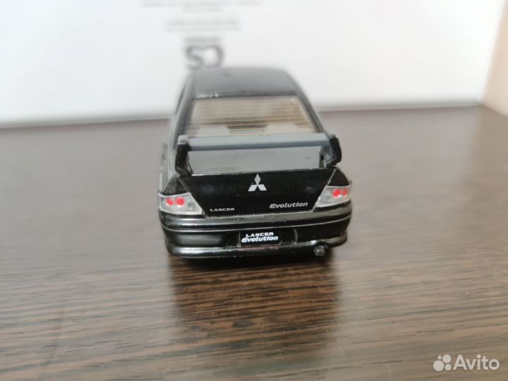 Mitsubishi lancer evolution 8 kinsmart