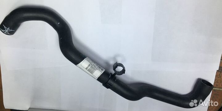 Шланг радиатора нижний Фольксваген Транспортер Т5