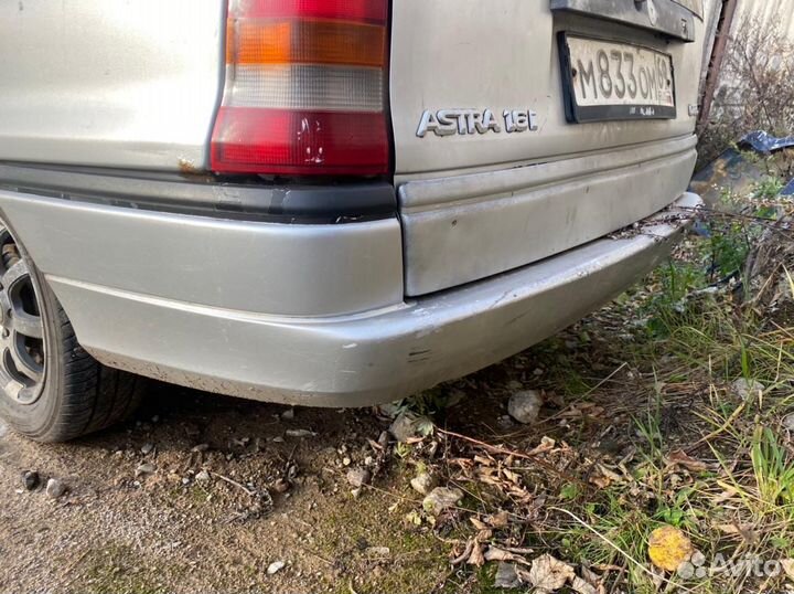 Задний бампер Opel Astra F универсал