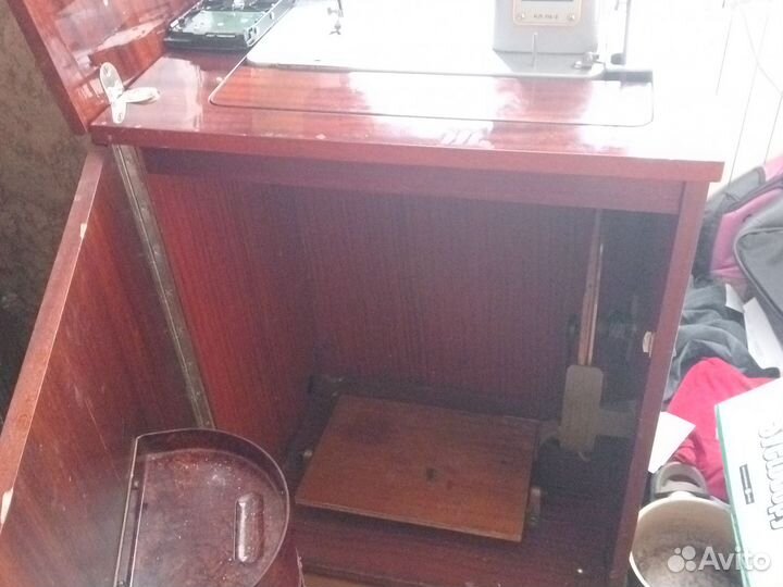 Швейная машина Чайка 3