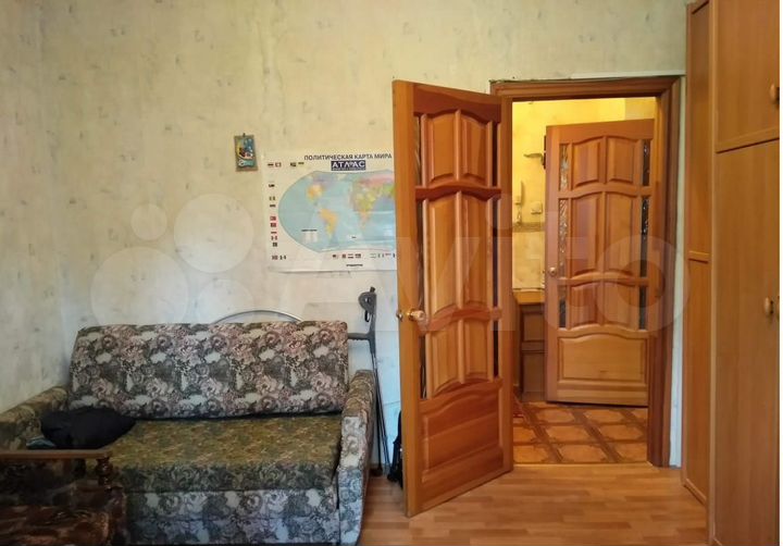 2-к. квартира, 50 м², 3/3 эт.