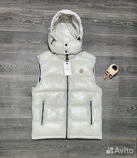 Жилетка Moncler глянцевая