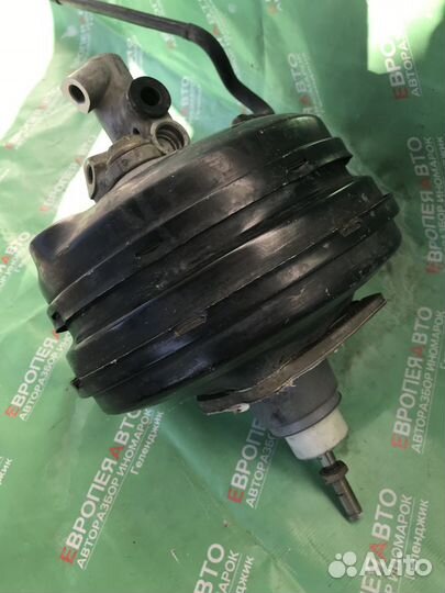 Усилитель тормозов вакуумный VW Passat (B5+)