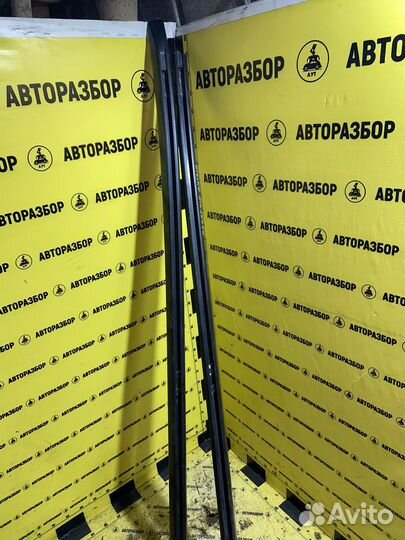 Рейлинги на крышу Nissan wingroad