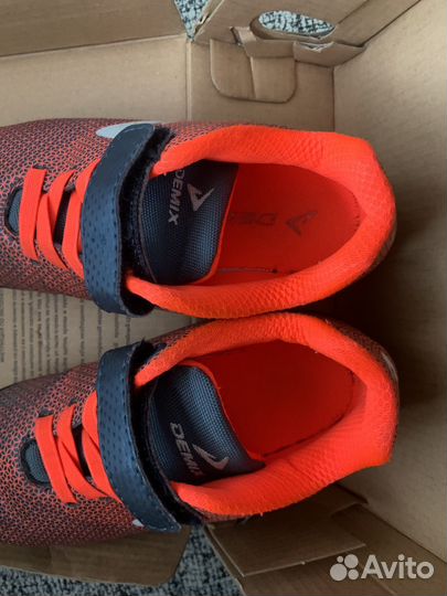 Кроссовки бутсы для футбола 29р
