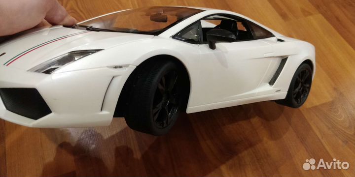 Машина на радиоуправлении 1:10