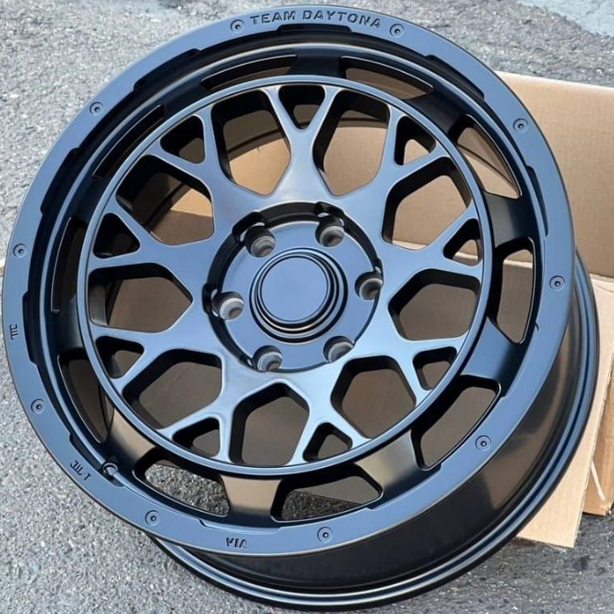 Литые диски RAYS Volk Racing TE37 9×R18 6×139.7