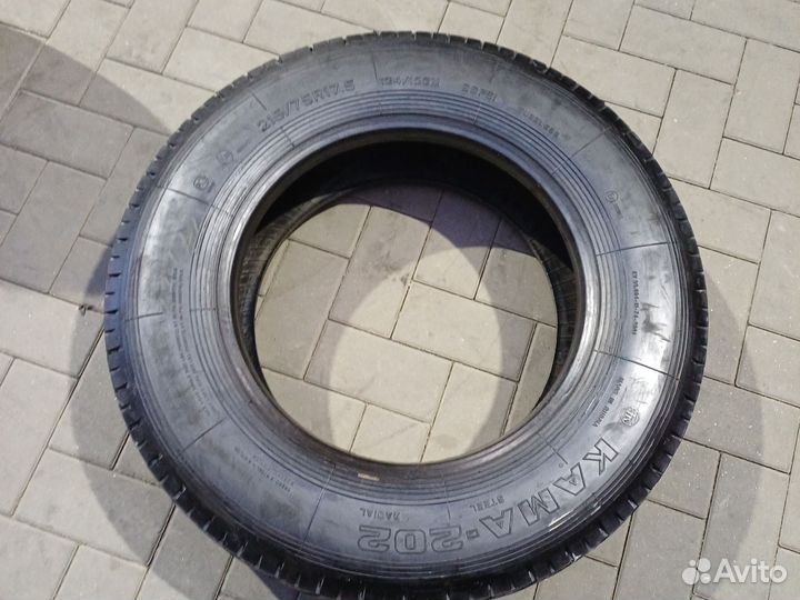 Грузовые шины 215/75 R17.5 кама -202