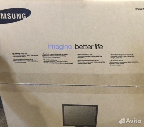 Монитор Samsung