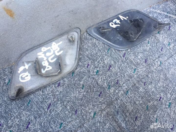 Крышка стеклоомывателя фар Audi Q7