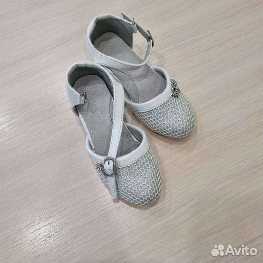 Туфли для девочки 25 размер