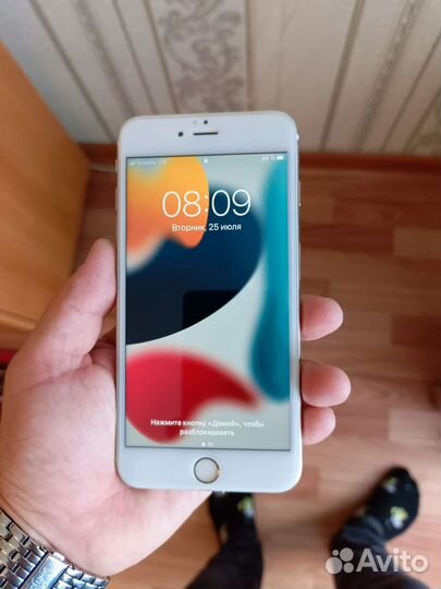 Телефон iPhone 6s plus