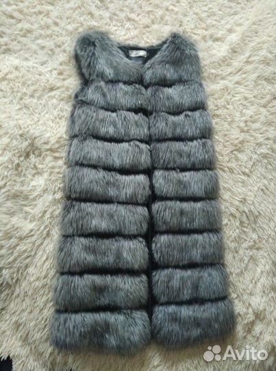 Меховая желетка