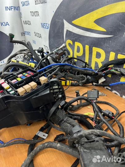 Блок предохранителей под капот Kia Sportage 5 G4KN