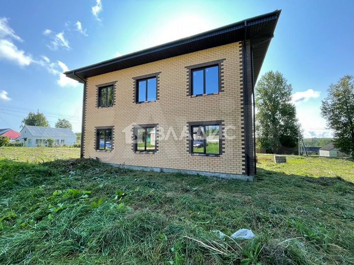 Дом 224,9 м² на участке 20 сот.